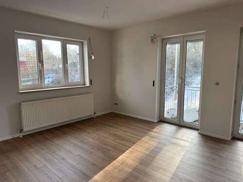 Foto - Wohnung zum Mieten in Walting 950,00 € 92 m²