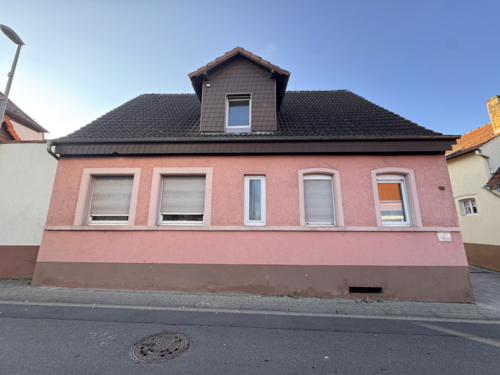Foto - Haus zum Kaufen in Hettenleidelheim 330.000,00 € 238 m²