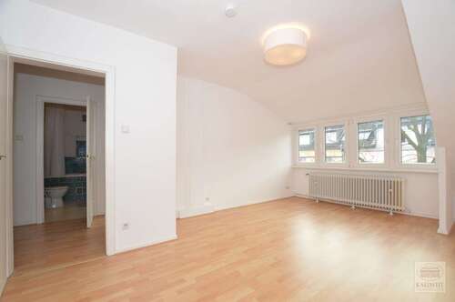 Foto - Wohnung zum Mieten in Düsseldorf 740,00 € 57 m²