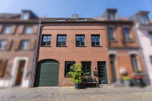 Foto - Haus zum Kaufen in Krefeld 398.000,00 € 122.62 m²