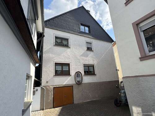 Foto - Haus zum Kaufen in Lorch 209.000,00 € 217 m²