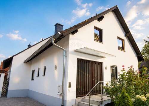 Foto - Haus zum Kaufen in Sulzbach 740.000,00 € 136 m²