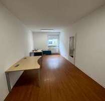 Büro in Köln 1.000,00 € 60 m² - 1.000,00 EUR Kaltmiete, ca.  60,00 m² in Köln (PLZ: 50674)