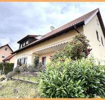 Haus zum Kaufen in Ahorntal 359.000,00 € 183 m²