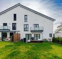 Haus zum Kaufen in Schwalbach 1.299.000,00 € 182 m²