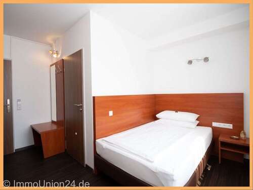 Foto - Haus zum Kaufen in Erlangen 4.900.000,00 € 1349 m²