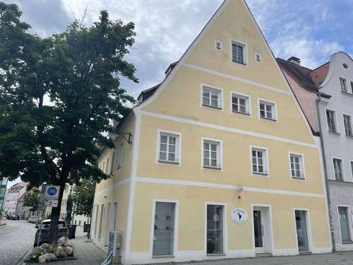 Foto - Haus zum Kaufen in Ingolstadt 1.300.000,00 € 332 m²