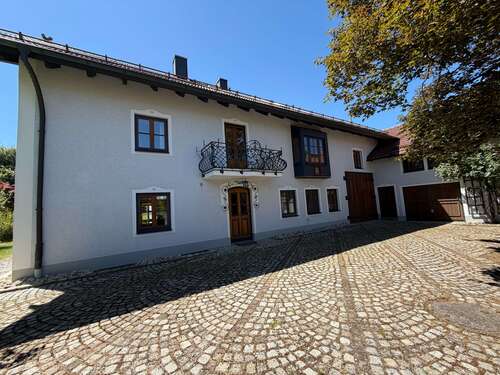 Foto - Haus zum Kaufen in Fraunberg 1.699.000,00 € 332 m²