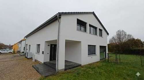 Foto - Haus zum Kaufen in Burg 300.000,00 € 140 m²