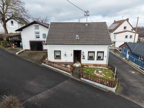 Foto - Haus zum Kaufen in Dickesbach 105.000,00 € 134 m²