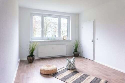Foto - Wohnung zum Mieten in Chemnitz 338,00 € 45.79 m²