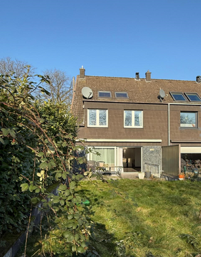 Foto - Haus zum Kaufen in Oberhausen 425.000,00 € 185 m²