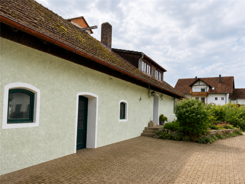 Foto - Haus zum Kaufen in Pfeffenhausen 650.000,00 € 400 m²