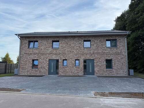 Foto - Haus zum Mieten in Uetersen 1.950,00 € 124.74 m²