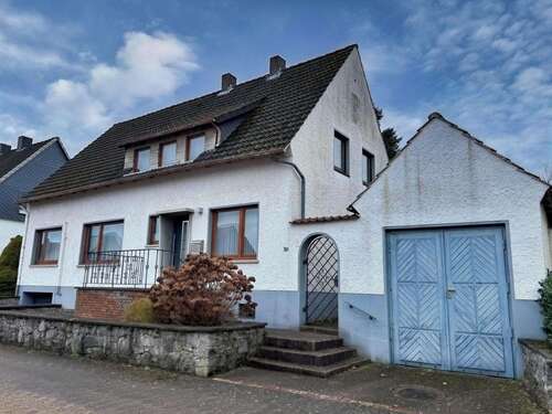 Foto - Haus zum Kaufen in Porta Westfalica 260.000,00 € 147 m²