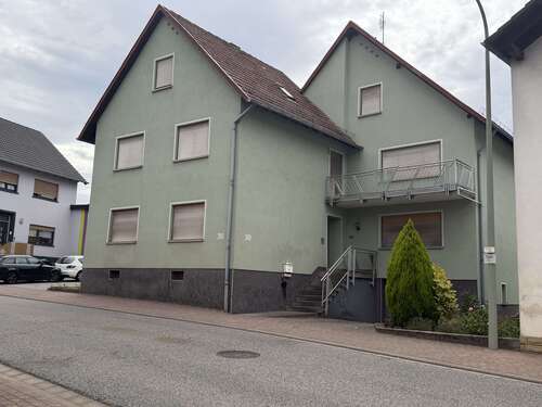 Foto - Haus zum Kaufen in Brücken 220.000,00 € 200 m²