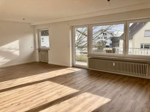Foto - Haus zum Kaufen in Hilzingen 1.975.000,00 € 1049 m²