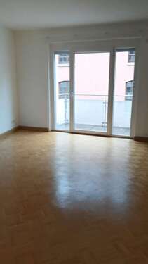 Foto - Wohnung zum Mieten in Würzburg 970,00 € 76 m²