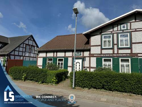 Foto - Haus zum Kaufen in Stendal 175.000,00 € 190 m²