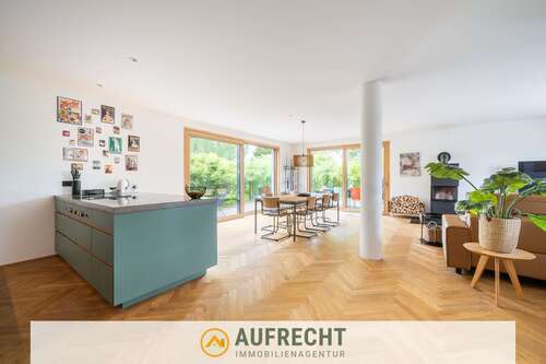 Foto - Haus zum Kaufen in Karlsfeld 1.599.800,00 € 215.57 m²