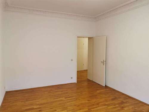Foto - Wohnung zum Mieten in Chemnitz 540,00 € 90.37 m²