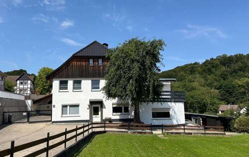 Foto - Haus zum Kaufen in Lauenstein 295.000,00 € 519 m²