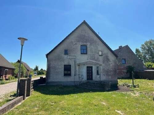 Foto - Haus zum Kaufen in Hohenmocker 160.000,00 € 110 m²