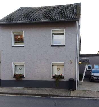 Foto - Haus zum Kaufen in Kreuzau 249.000,00 € 166 m²