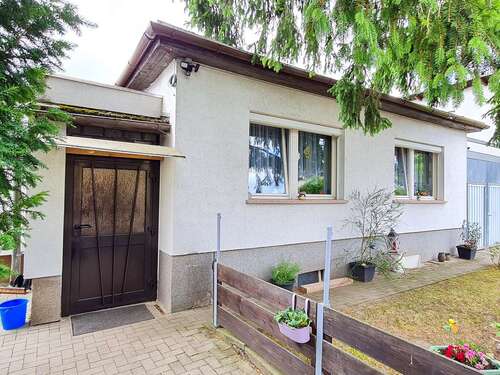 Foto - Haus zum Kaufen in Magdeburg 180.000,00 € 96 m²