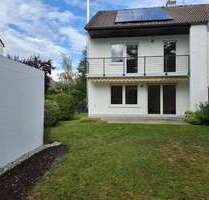 Haus zum Mieten in Friedberg 1.560,00 € 120 m²