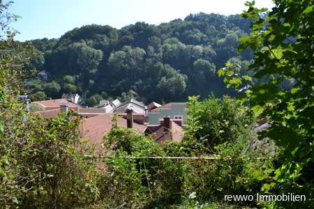 Foto - Haus zum Kaufen in Burghausen 250.000,00 € 225 m²