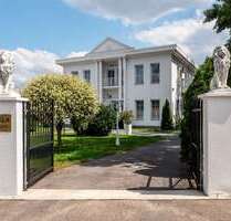 Haus zum Kaufen in Berlin 1.995.000,00 € 241 m²