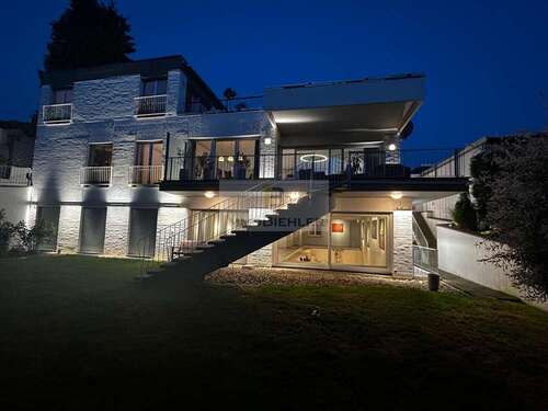 Foto - Haus zum Kaufen in Leverkusen 1.630.000,00 € 540 m²