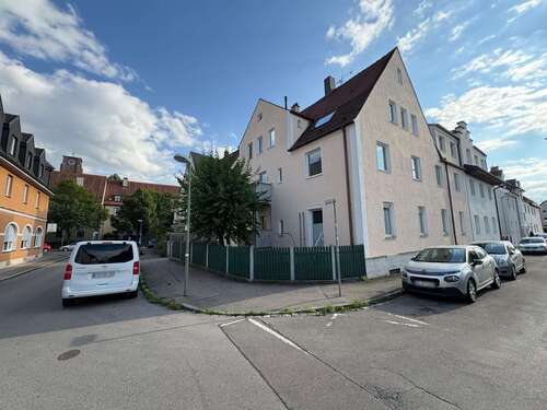 Foto - Wohnung zum Kaufen in Augsburg 240.000,00 € 41.96 m²