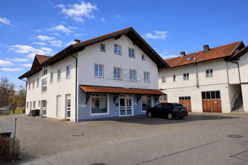 Foto - Haus zum Kaufen in Tacherting 1.499.999,00 € 792 m²