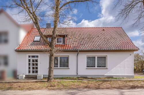 Foto - Haus zum Kaufen in Milower Land 230.000,00 € 188 m²