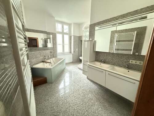 Foto - Wohnung zum Mieten in Görlitz 1.090,00 € 137 m²