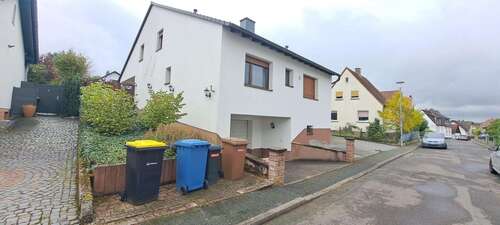 Foto - Haus zum Mieten in Rodenbach 1.900,00 € 197 m²