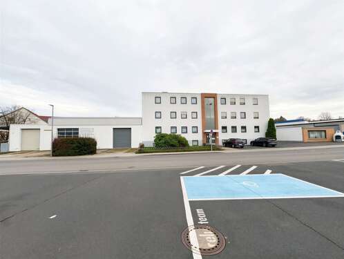 Foto - Haus zum Kaufen in Bayreuth 720.000,00 € 360 m²