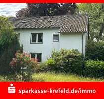 Haus zum Kaufen in Krefeld 540.000,00 € 176.04 m²