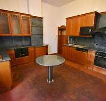 Haus zum Mieten in Chemnitz 4.000,00 € 684 m²