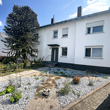 Foto - Haus zum Kaufen in Urmitz 395.000,00 € 120 m²