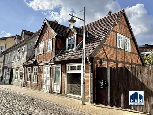 Foto - Haus zum Kaufen in Schwerin 649.000,00 € 208.13 m²