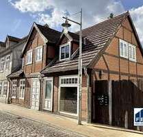 Haus zum Kaufen in Schwerin 649.000,00 € 208.13 m²