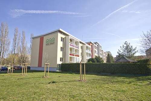 Foto - Wohnung zum Mieten in Halle (Saale) 310,00 € 47.66 m²
