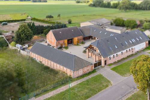 Foto - Haus zum Kaufen in WittstockDosse 895.000,00 € 515 m²