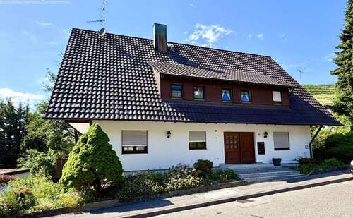Foto - Haus zum Kaufen in Sasbachwalden 679.000,00 € 355 m²