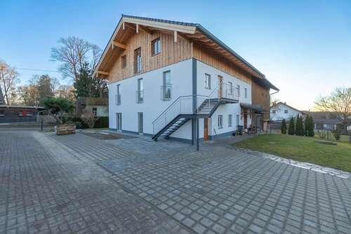 Foto - Wohnung zum Mieten in Schonstett 1.300,00 € 103 m²