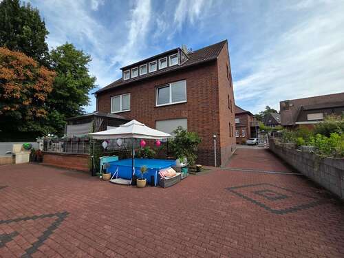 Foto - Haus zum Kaufen in Oberhausen 599.000,00 € 285 m²