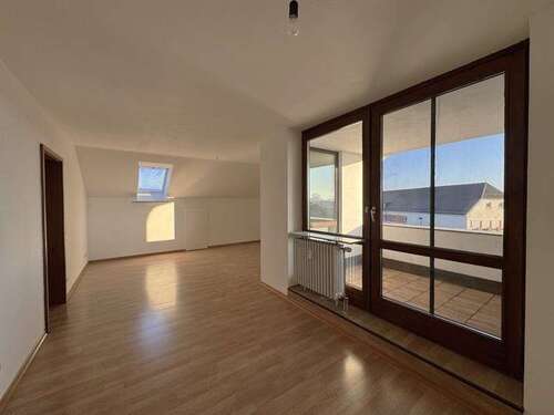 Foto - Wohnung zum Kaufen in Großkarolinenfeld 275.000,00 € 74.1 m²